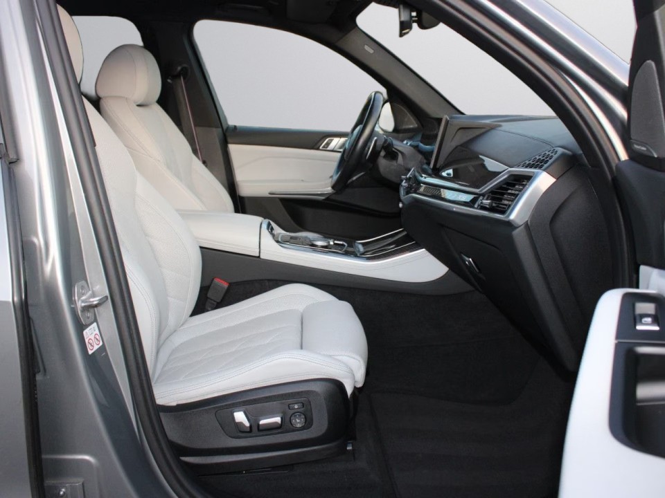 BMW X5 xDrive30d M-Sport - foto 9