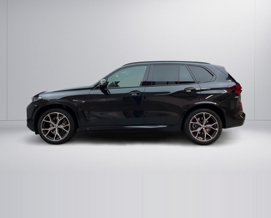 BMW X5 xDrive30d M-Sport (2)