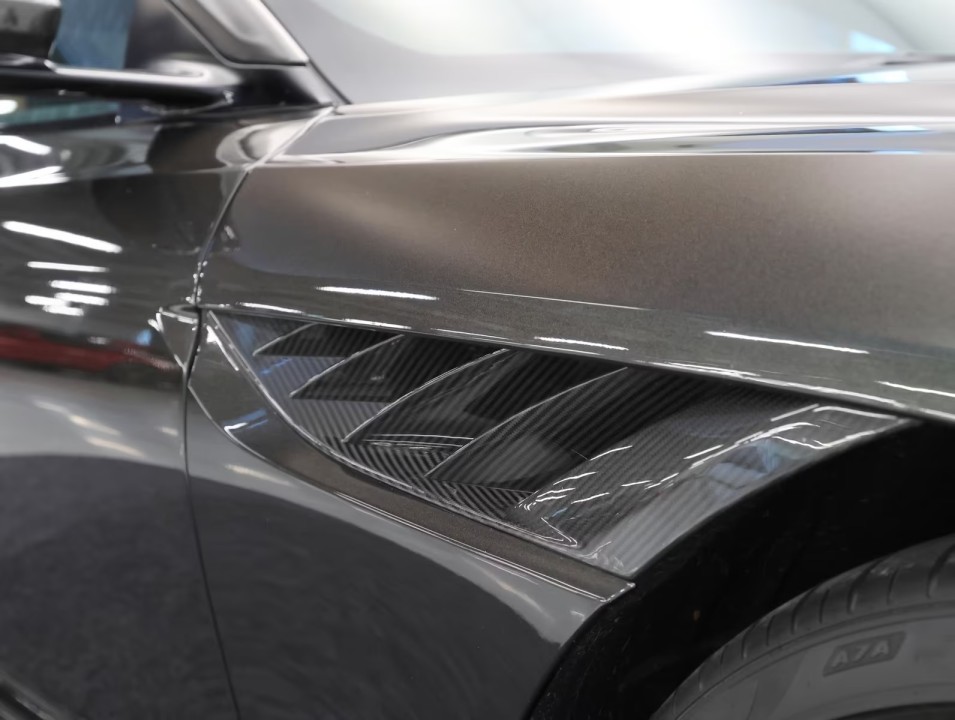 Aston Martin DBS - foto 29