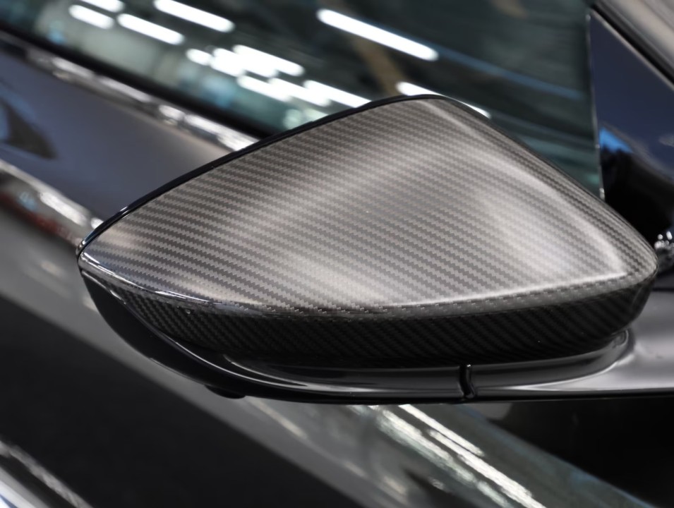 Aston Martin DBS - foto 27