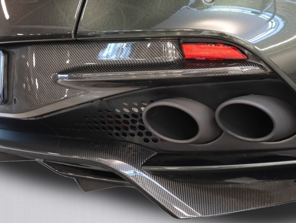 Aston Martin DBS - foto 31
