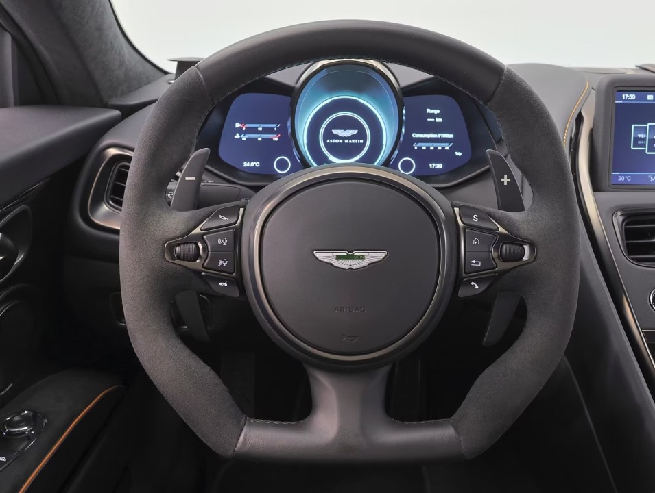 Aston Martin DBS - foto 9