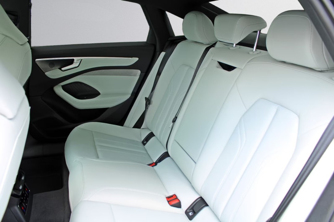 Audi A6 Limousine e-hybrid quattro - foto 8