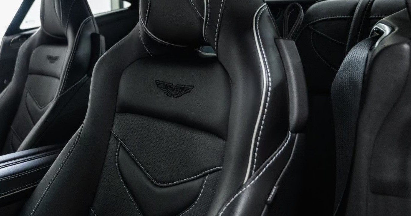 Aston Martin DBS Superleggera - foto 9