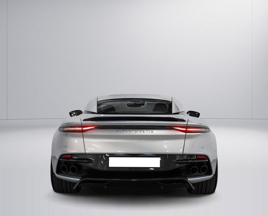 Aston Martin DBS Superleggera (3)