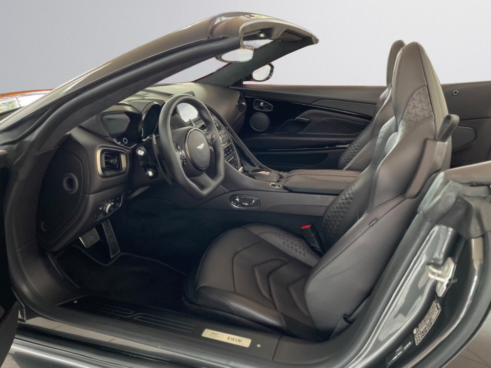 Aston Martin DBS V12 Superleggera Volante - foto 17