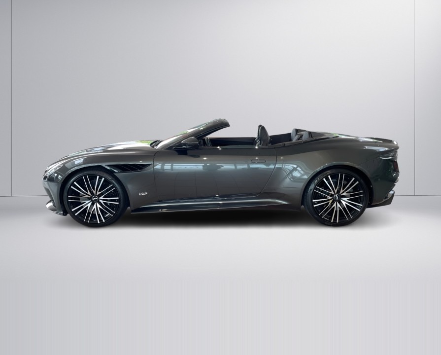 Aston Martin DBS V12 Superleggera Volante - foto 11