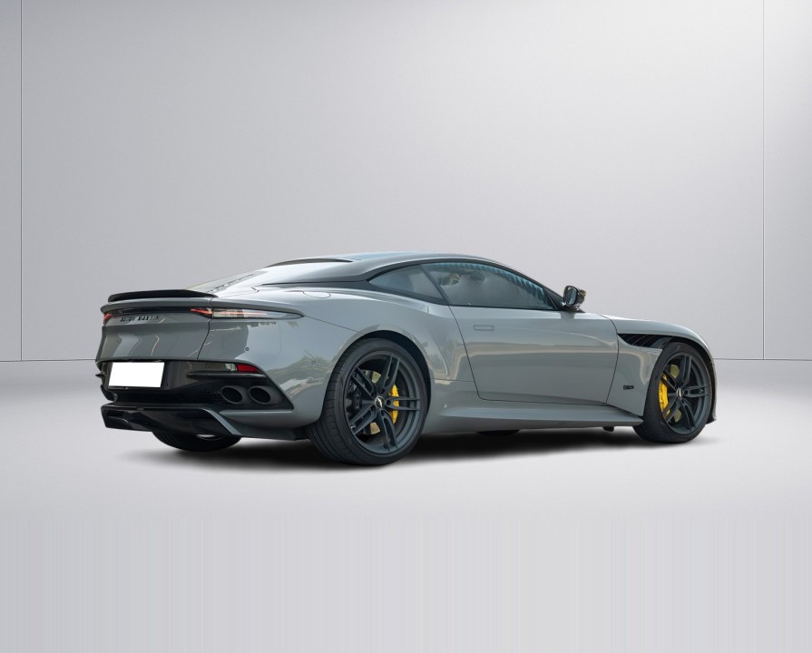 Aston Martin DBS Superleggera (3)