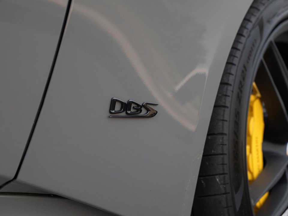 Aston Martin DBS Superleggera - foto 35
