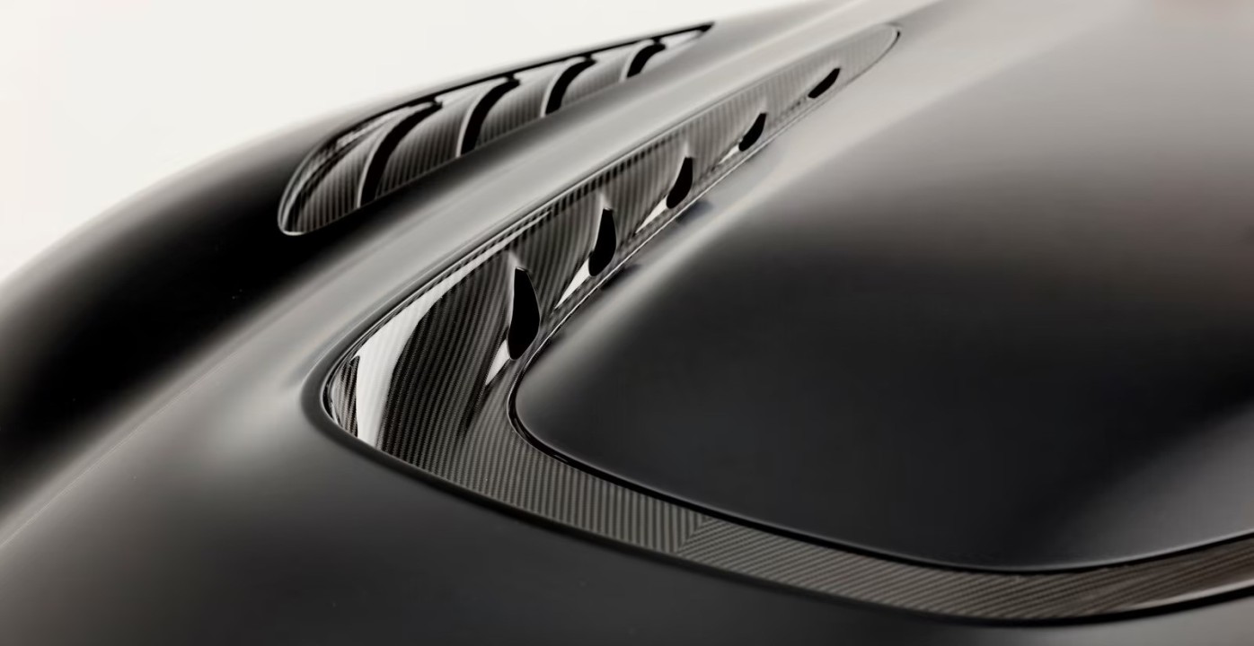 Aston Martin DBS 770 Ultimate - foto 36