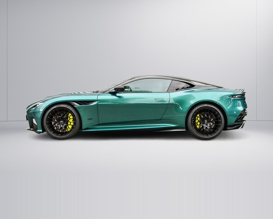 Aston Martin DBS 770 Ultimate (5)