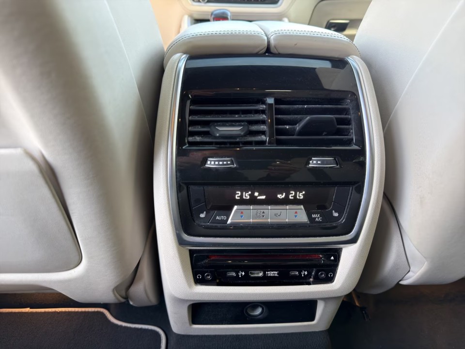 BMW X6 M Competition - foto 22