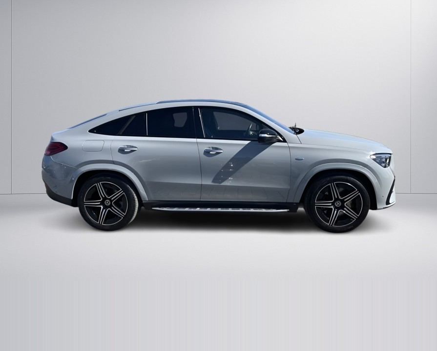 Mercedes-Benz GLE Coupé 350de 4MATIC AMG Line (2)