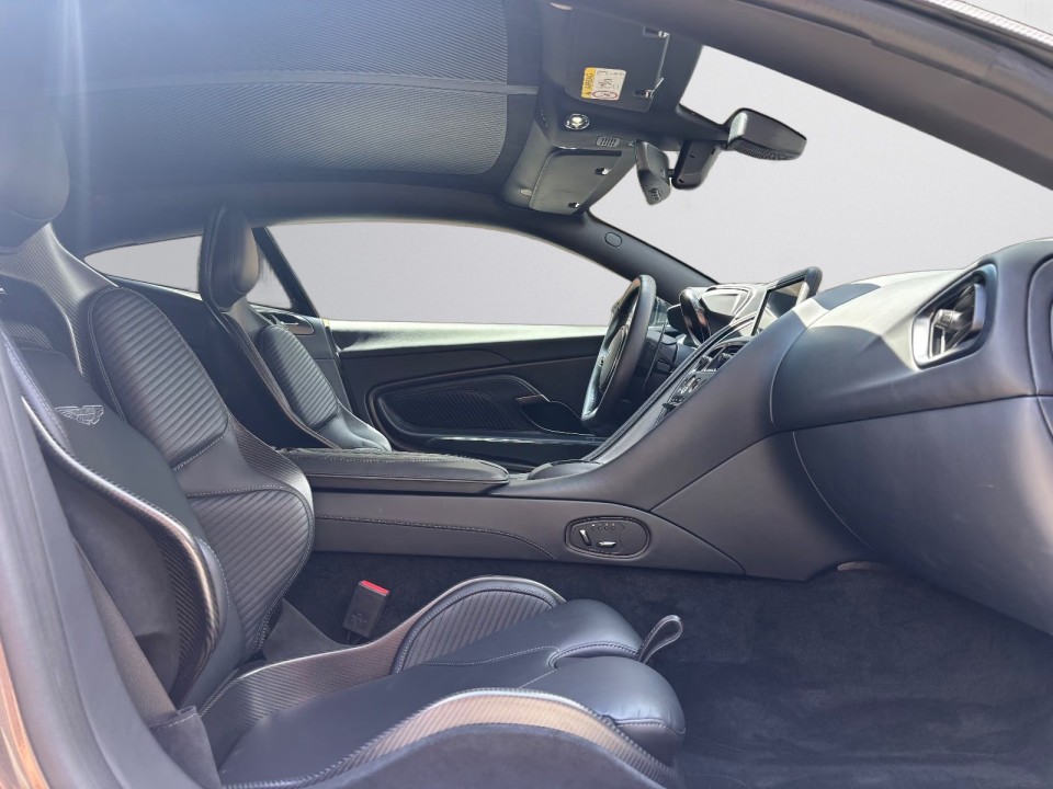 Aston Martin DBS 770 Ultimate (4)