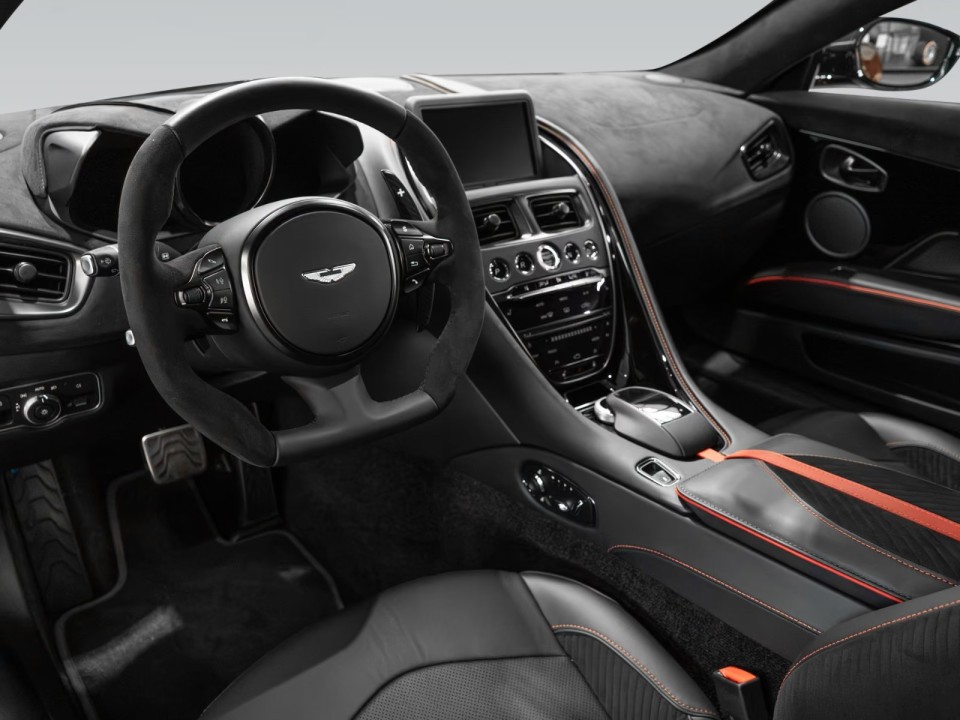 Aston Martin DBS 770 Ultimate - foto 6