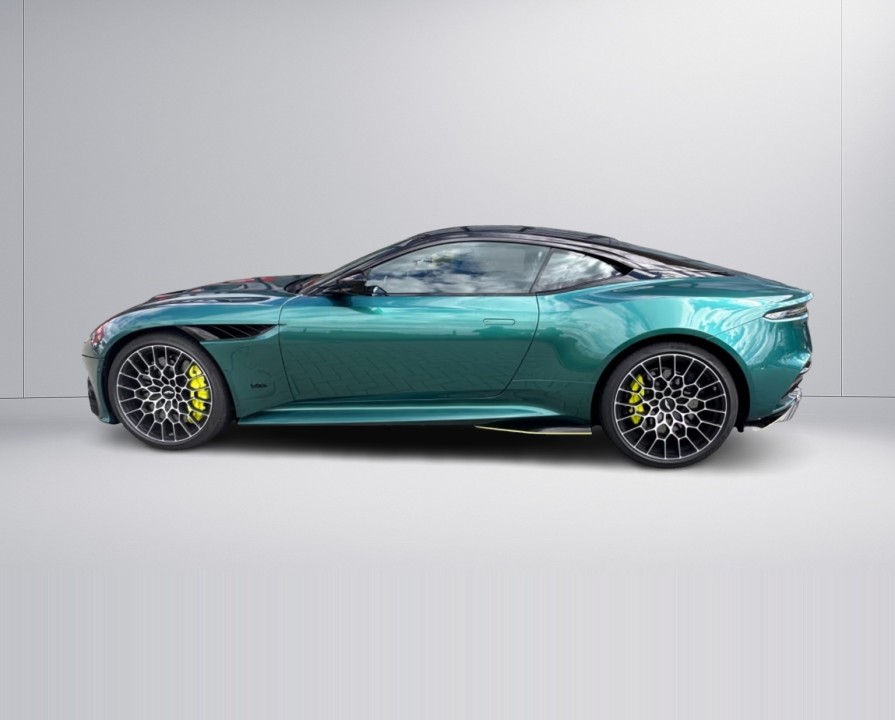 Aston Martin DBS 770 Ultimate (5)