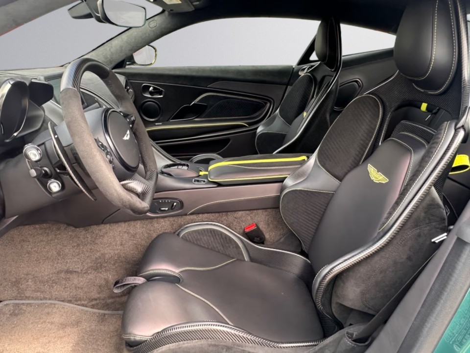 Aston Martin DBS 770 Ultimate - foto 10