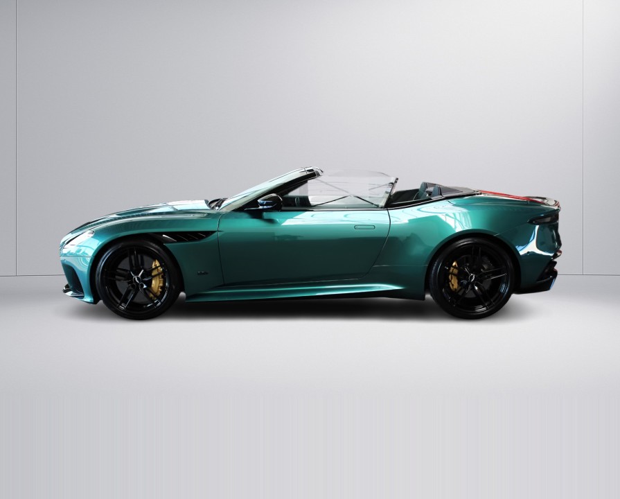 Aston Martin DBS Volante (4)