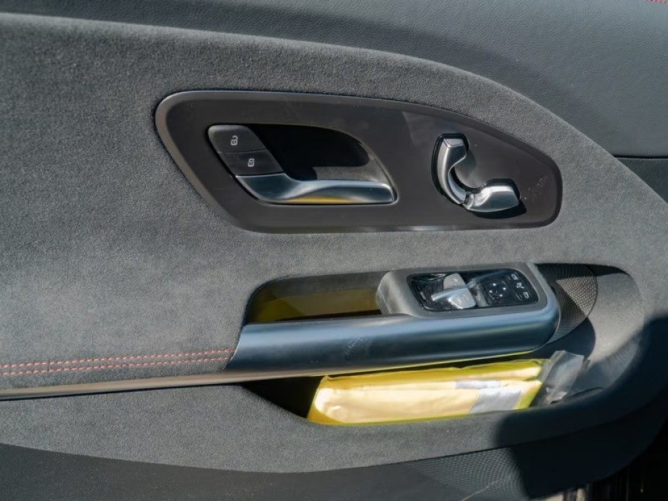 Mercedes-Benz CLA 200 AMG - foto 19