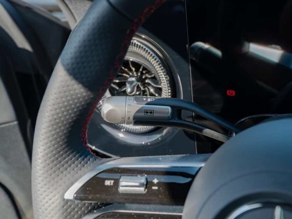 Mercedes-Benz CLA 200 AMG - foto 10