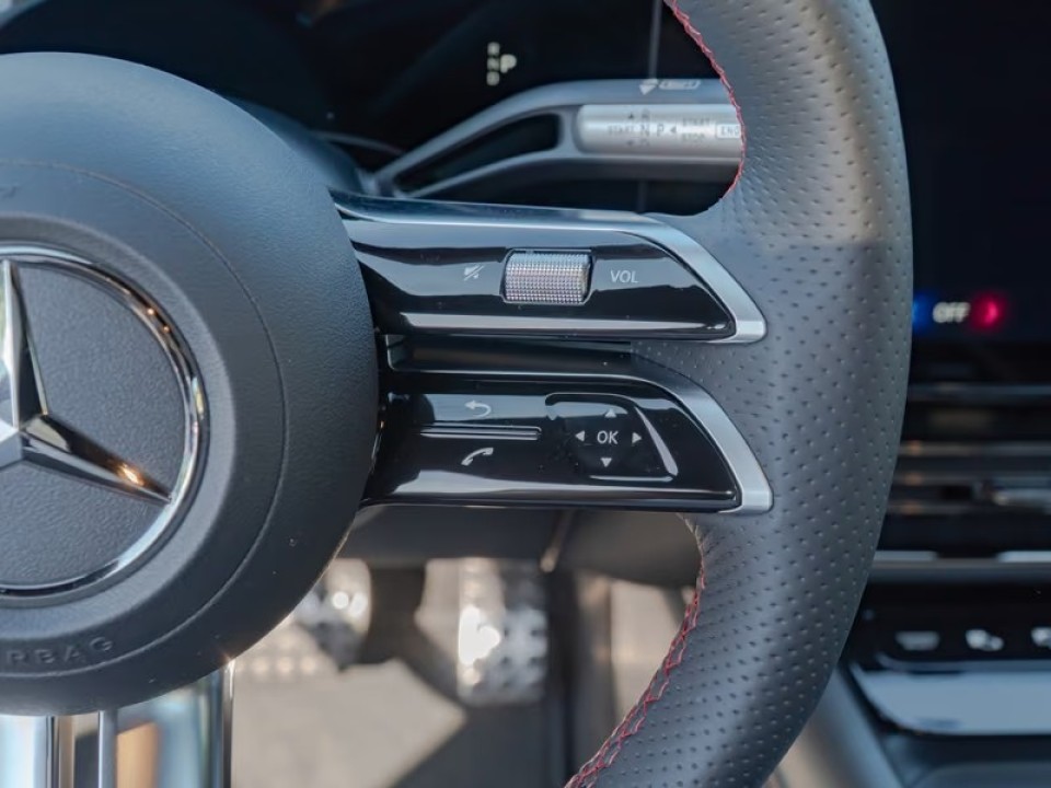 Mercedes-Benz CLA 200 AMG - foto 9