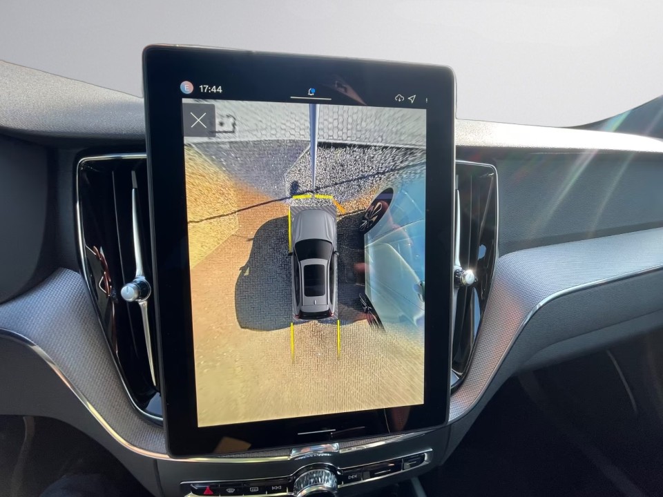 Volvo XC 60 T8 Recharge AWD Plus Dark - foto 16