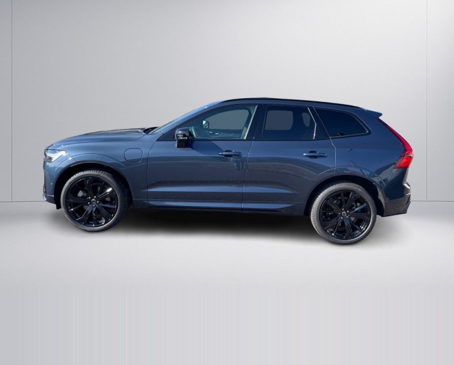Volvo XC 60 T8 Recharge AWD Plus Dark (5)