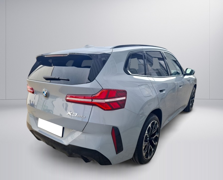 BMW X3 xDrive20d M-Sport (2)