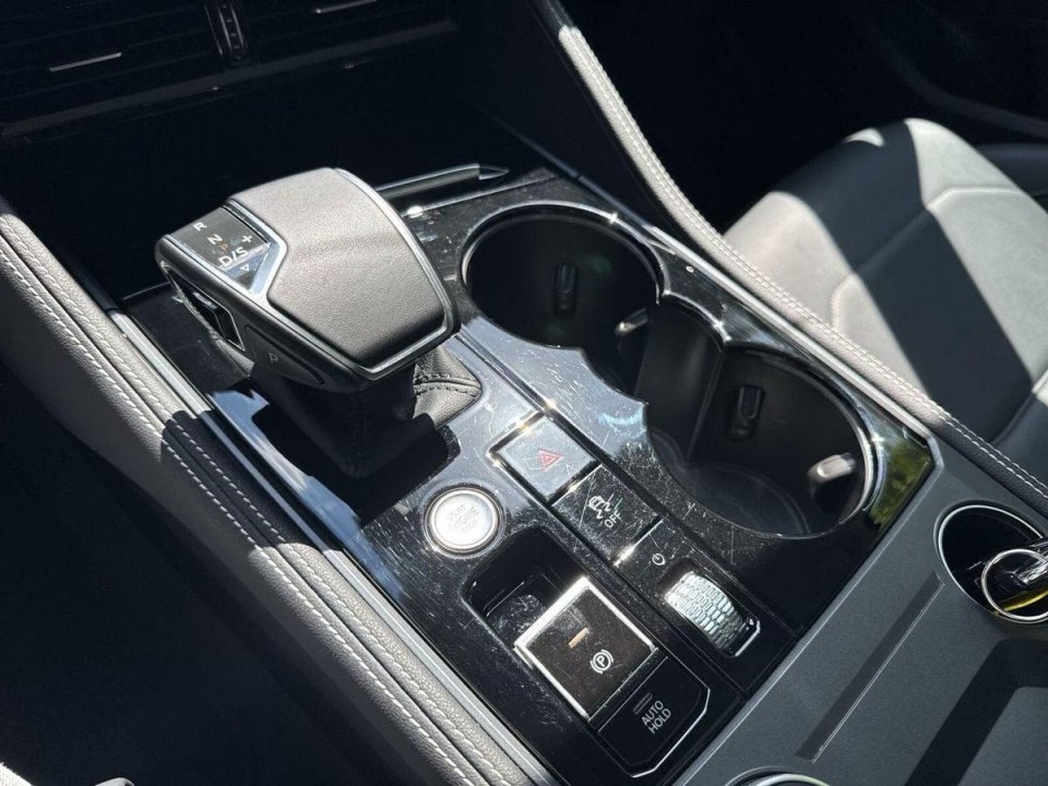 Volkswagen Touareg V6 TDI Elegance - foto 15