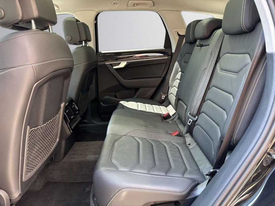 Volkswagen Touareg V6 TDI Elegance - foto 23
