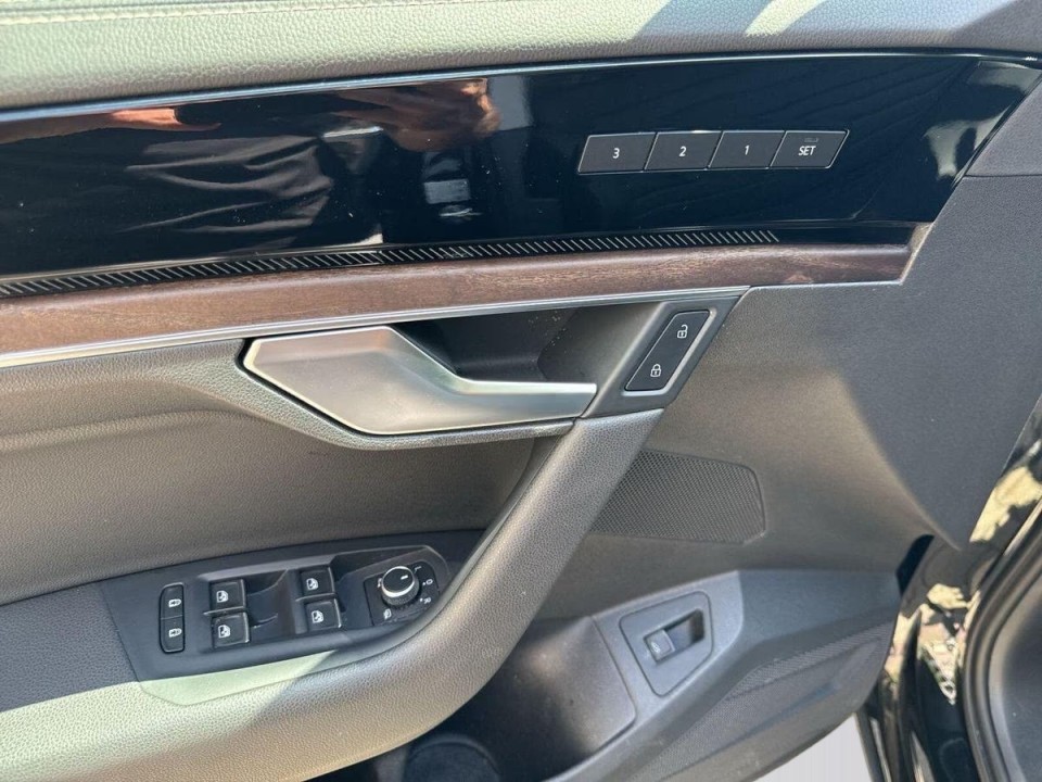 Volkswagen Touareg V6 TDI Elegance - foto 25