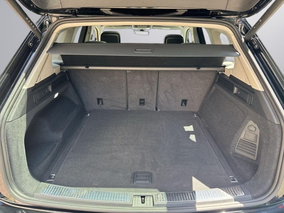 Volkswagen Touareg V6 TDI Elegance - foto 28