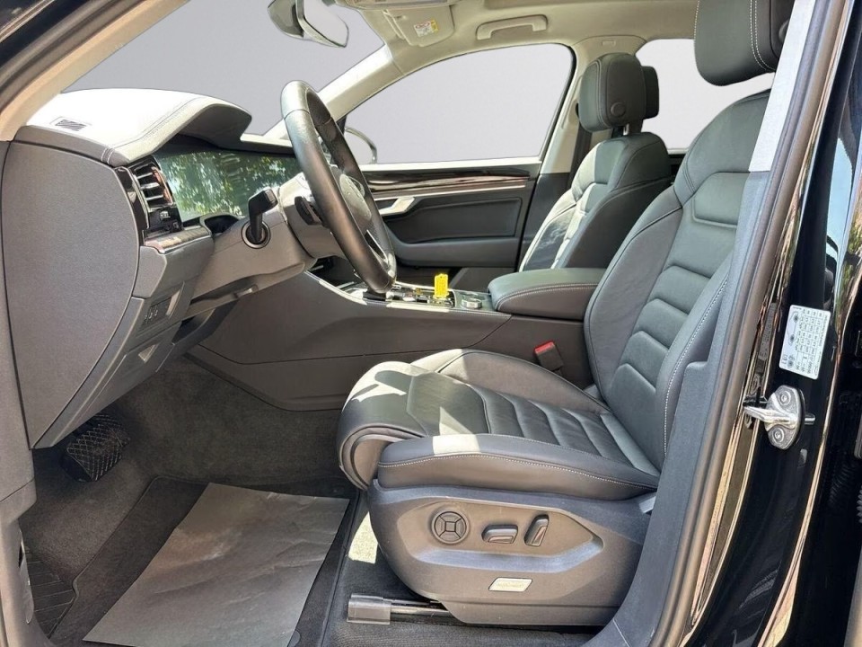 Volkswagen Touareg V6 TDI Elegance - foto 11
