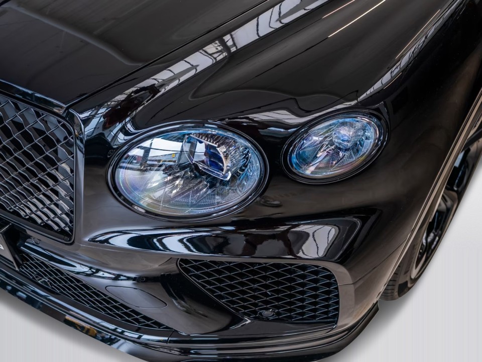 Bentley Bentayga S Black Edition - foto 18
