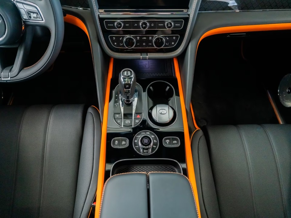 Bentley Bentayga S Black Edition - foto 10