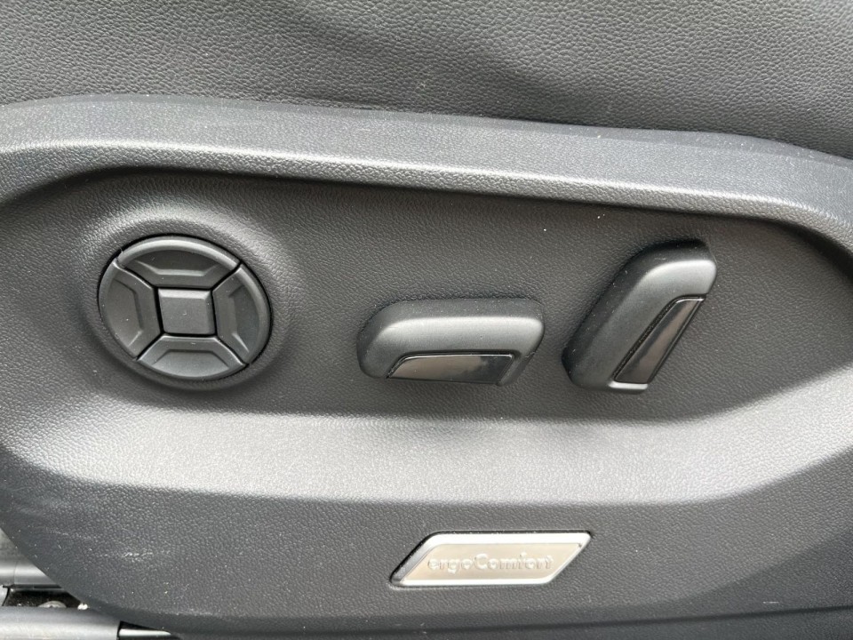 Volkswagen Touareg V6 TDI - foto 13