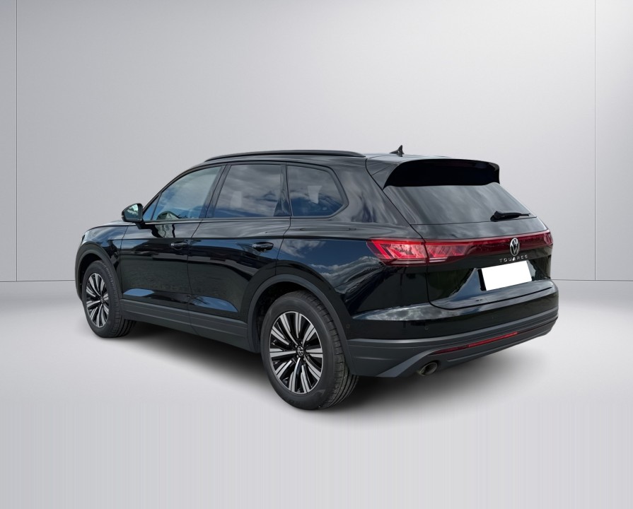 Volkswagen Touareg V6 TDI (4)