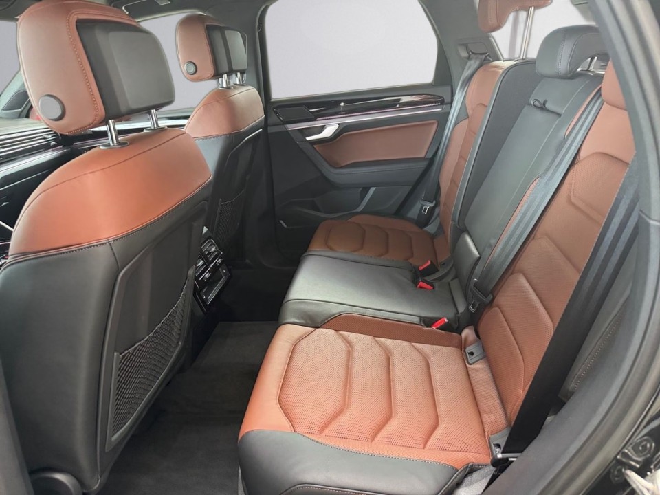 Volkswagen Touareg V6 TDI R-Line - foto 6