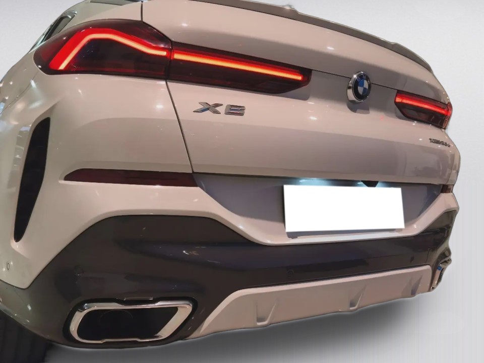 BMW X6 xDrive M-Sport - foto 13