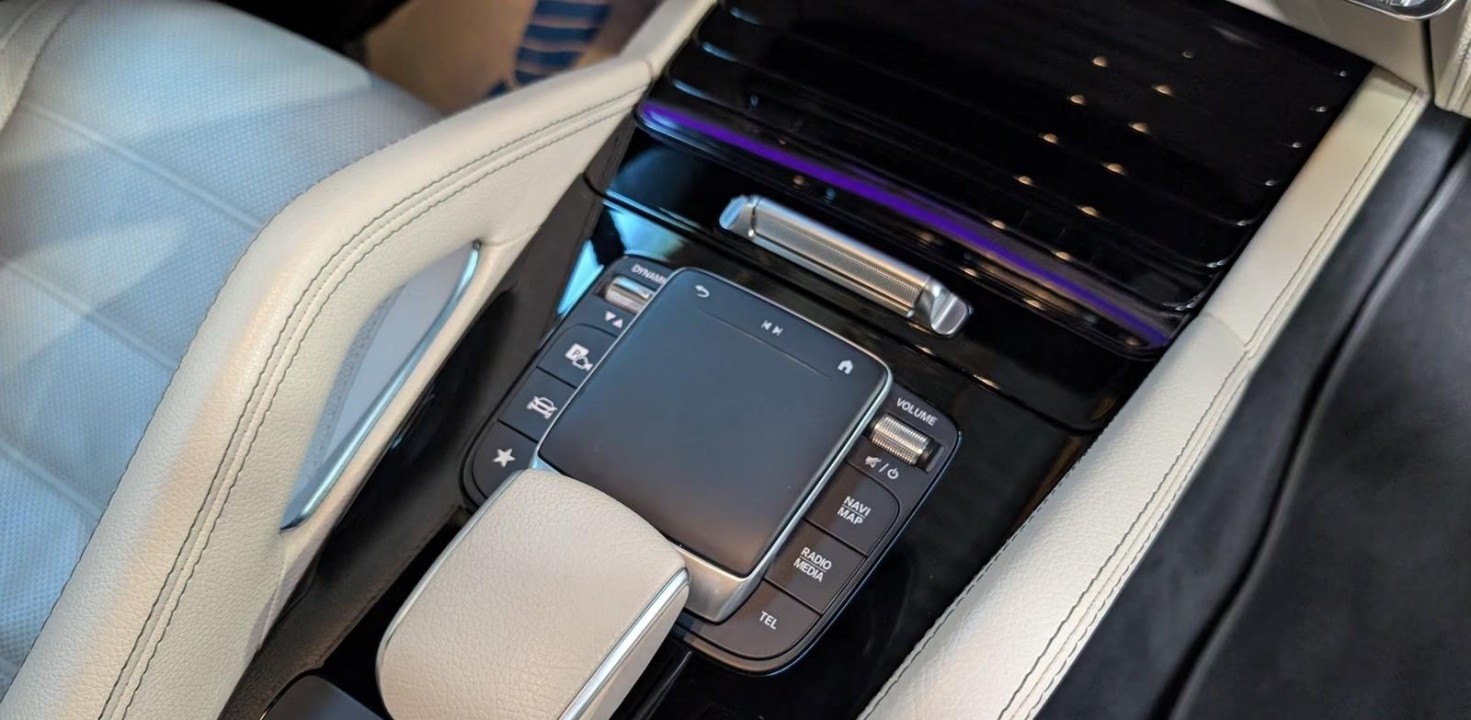 Mercedes-Benz GLS 400d 4MATIC AMG Line - foto 29