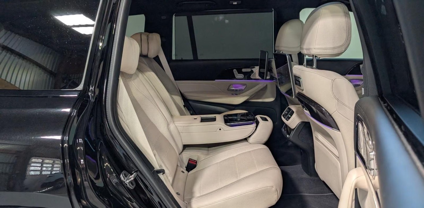 Mercedes-Benz GLS 400d 4MATIC AMG Line - foto 15