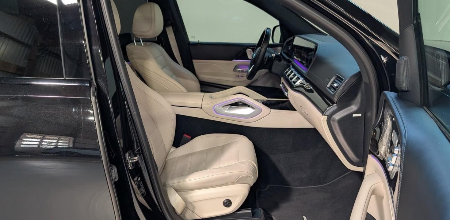 Mercedes-Benz GLS 400d 4MATIC AMG Line - foto 17