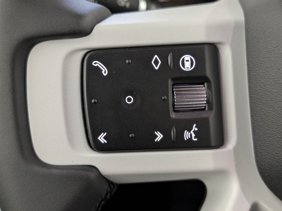 Land Rover Defender 90 D200 S - foto 11