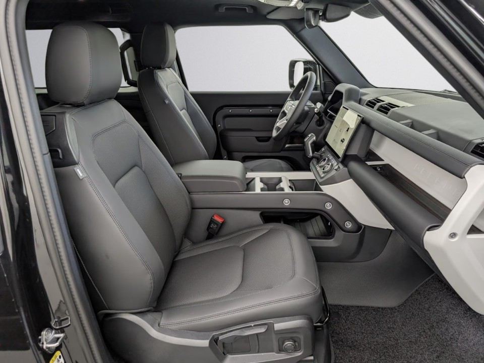 Land Rover Defender 90 D200 S - foto 10
