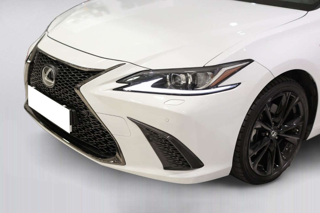 Lexus Seria ES 300h - foto 16
