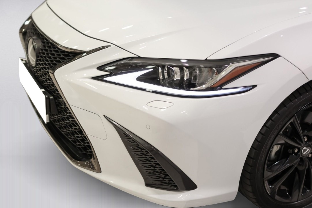 Lexus Seria ES 300h - foto 15