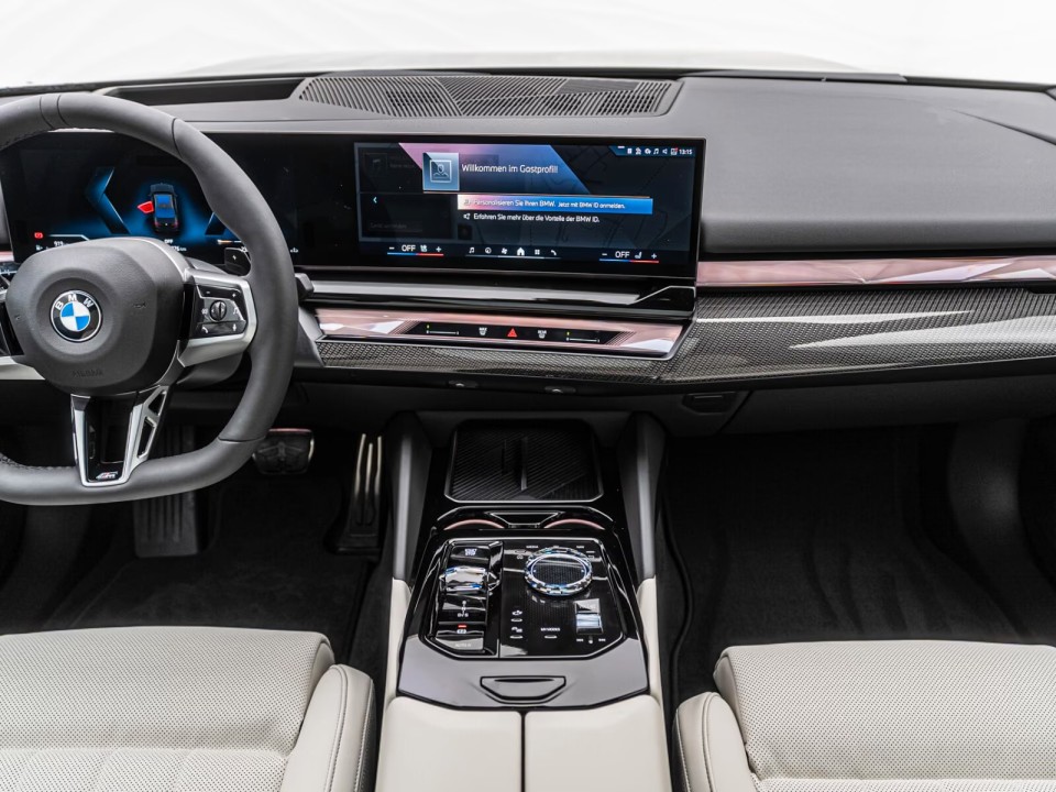 BMW Seria 5 540d xDrive M-Sport - foto 26