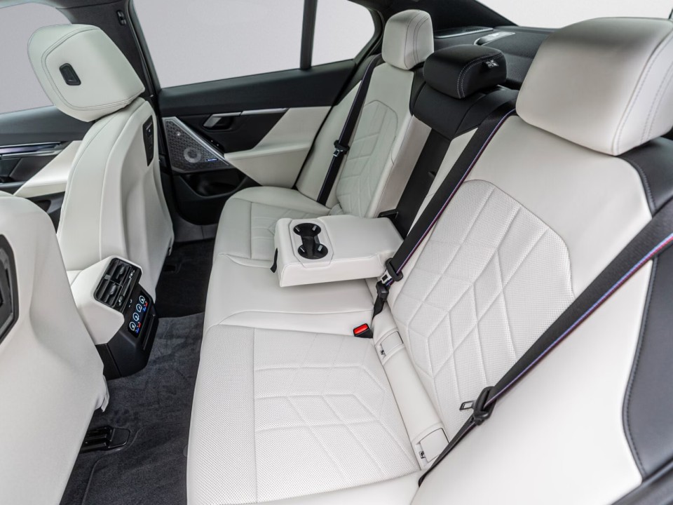 BMW Seria 5 540d xDrive M-Sport - foto 14
