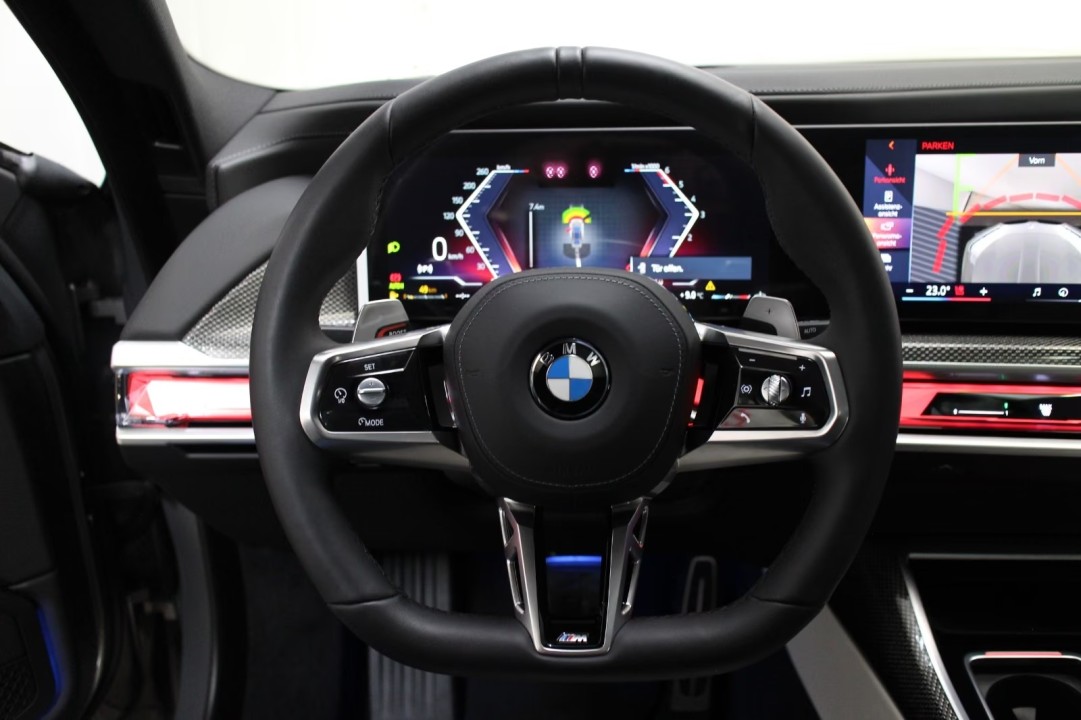BMW Seria 7 740d xDrive M-Sport - foto 8