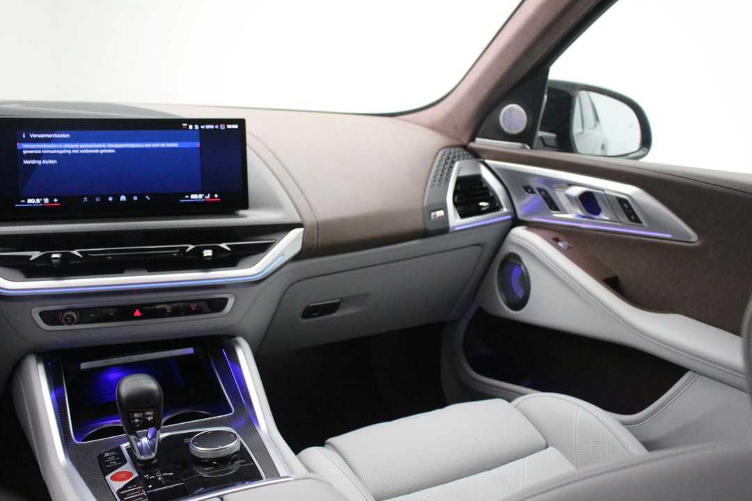 BMW XM - foto 23